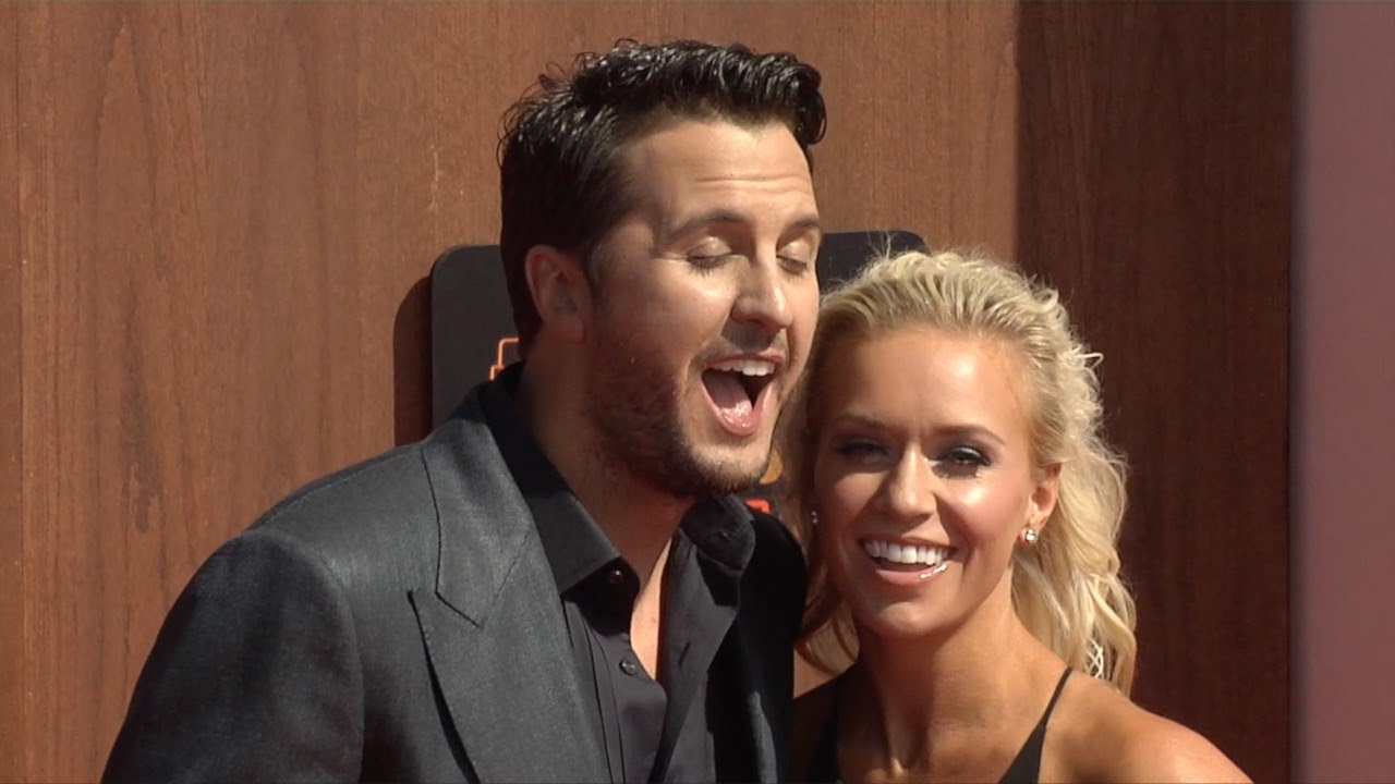 Luke Bryan & Caroline Boyer 2016 American Country Countdown Awards Red Carpet