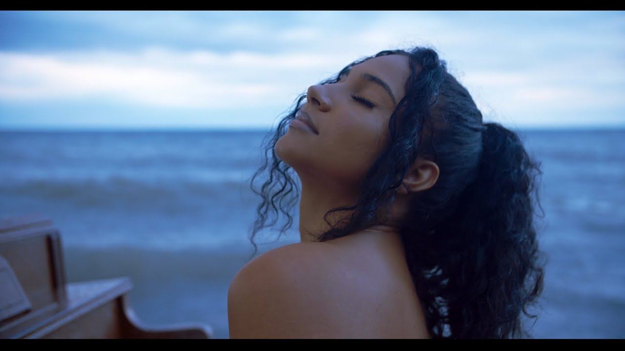 Sandra Rose - No Trust (Official Music Video)