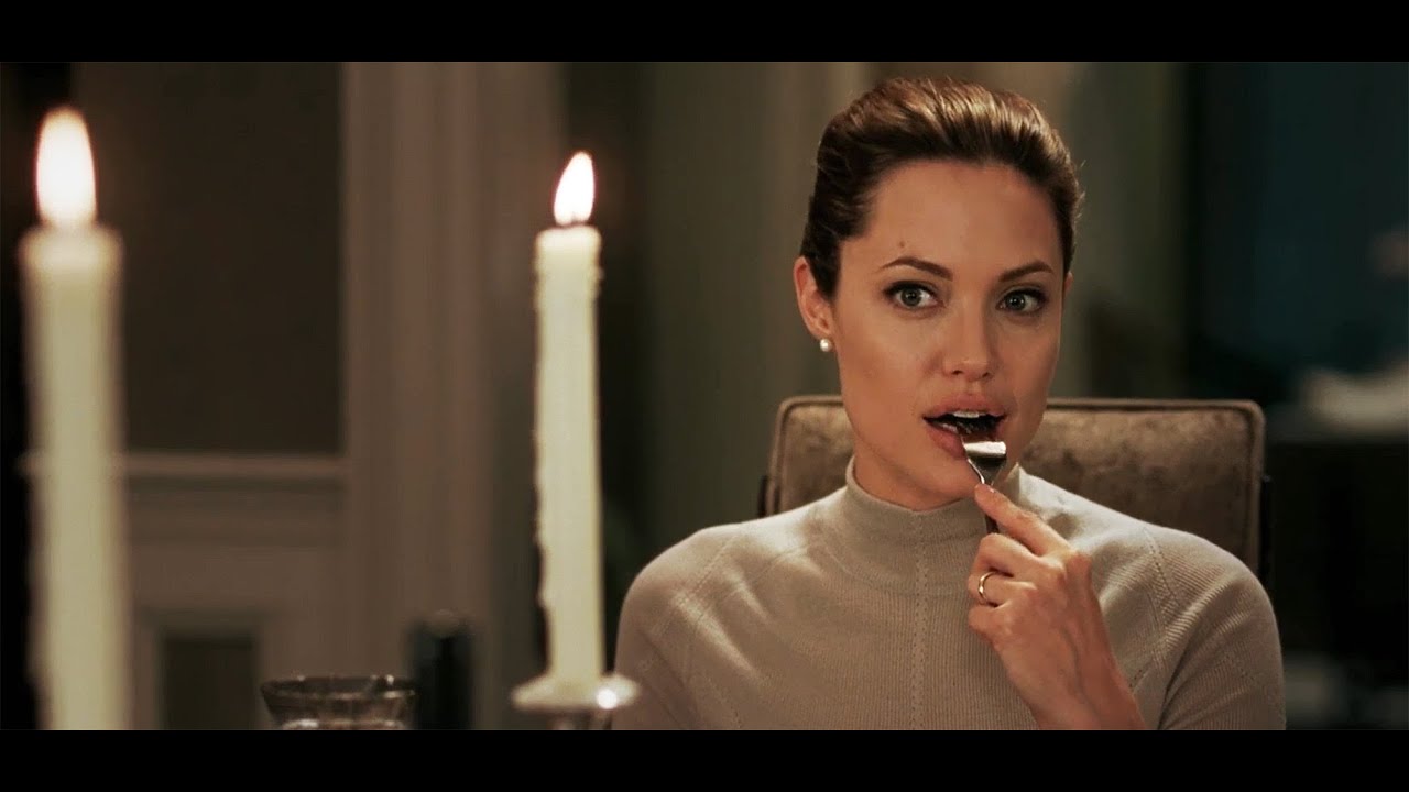Mr. And Mrs. Smith (2005) - Dinner scene