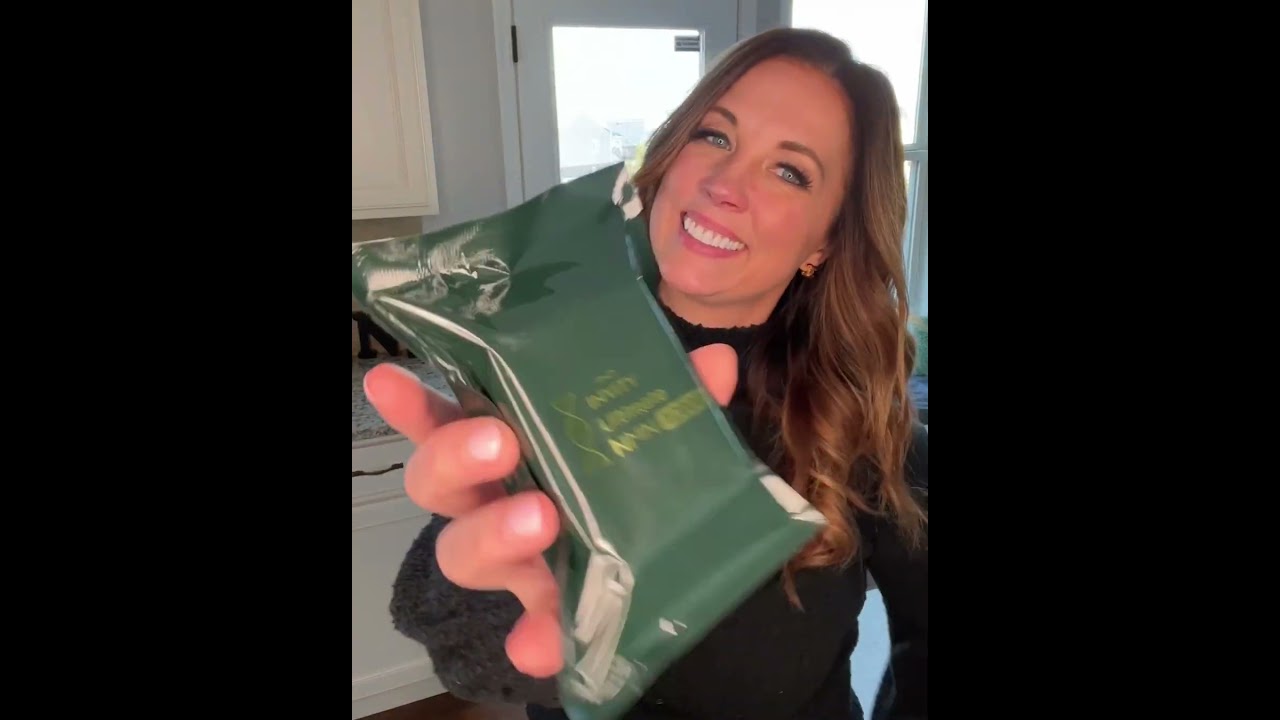 Invity Ultimate NMN 12000 Review | Melissa Newman