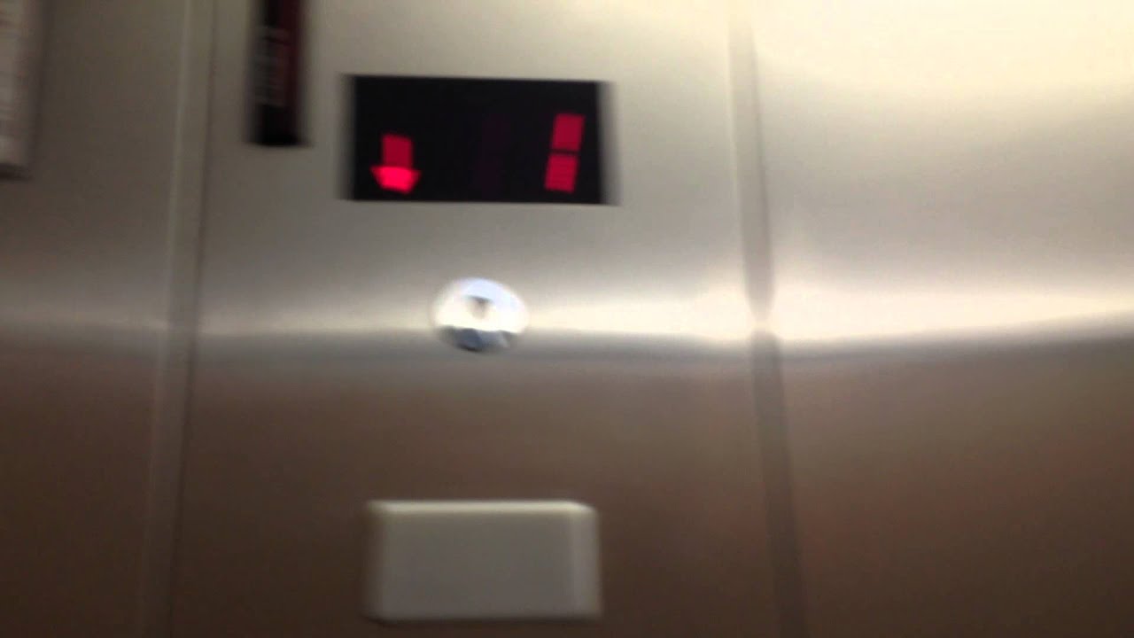 (R) 1997 Schindler 300A Hydraulic Elevator | AMC Grapevine Mills 24 | Grapevine TX