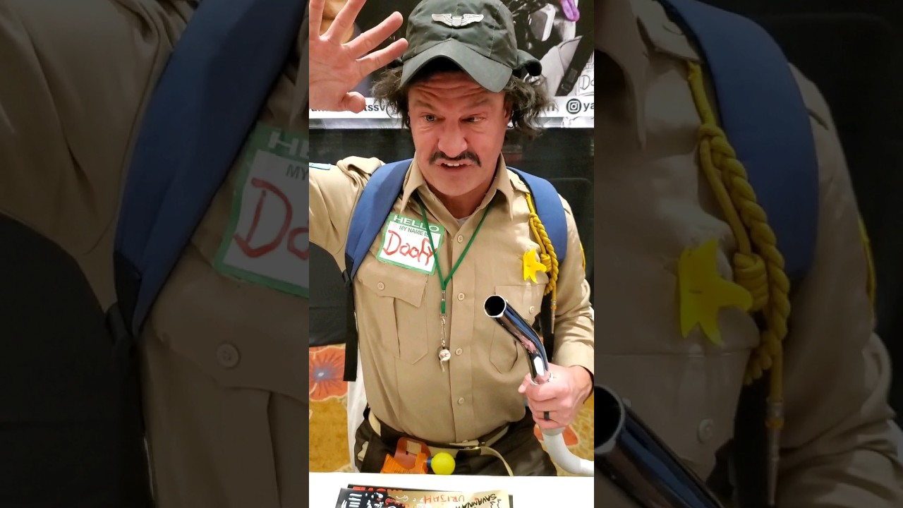 Special officer Doofy! Dave Sheridan was awesome! 😎 #doofy #scarymovie #comiccon #Comedy #funny