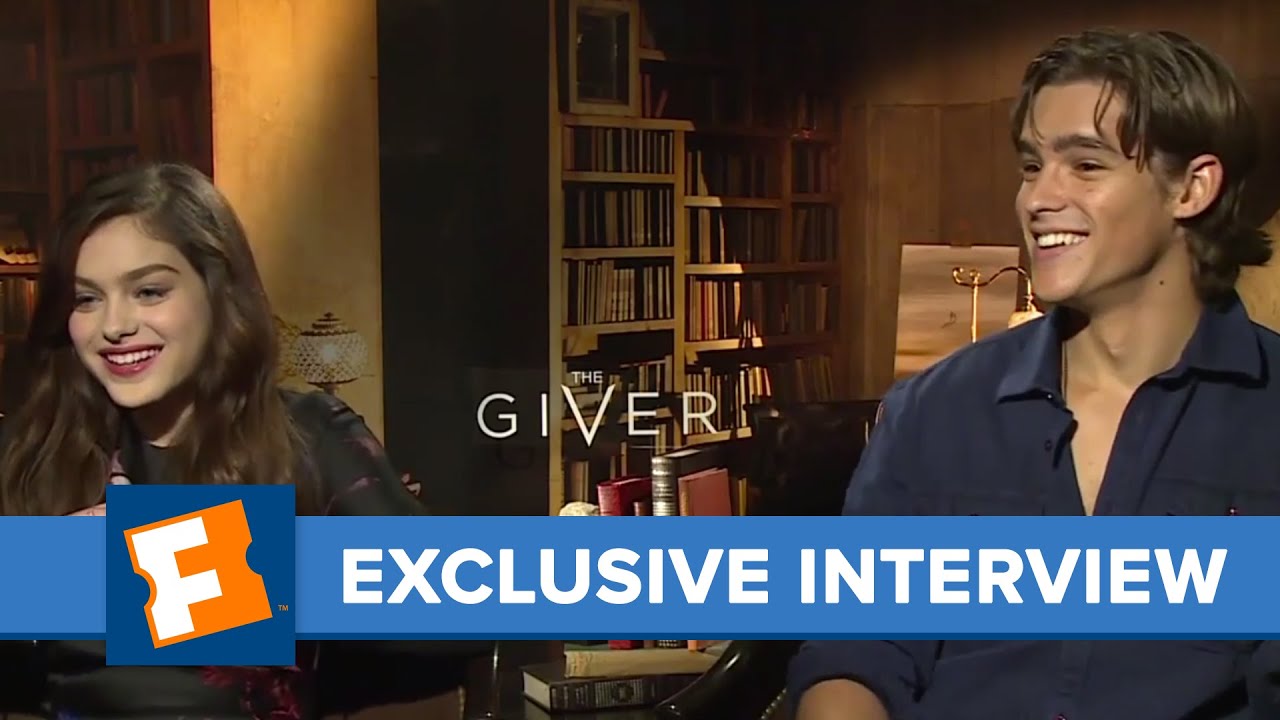 The Giver Cast Interview | Celebrity Interviews | FandangoMovies