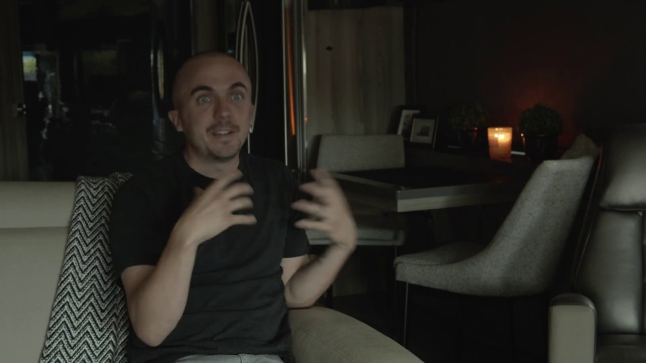 We Lost Our House But Gained Our Lives - Frankie Muniz and Paige Price Vlog 1
