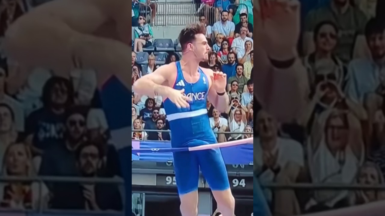 French Olympic pole vaulter hit the pole with his oui oui. Subscribe for more amazing content!🤘😝🤘