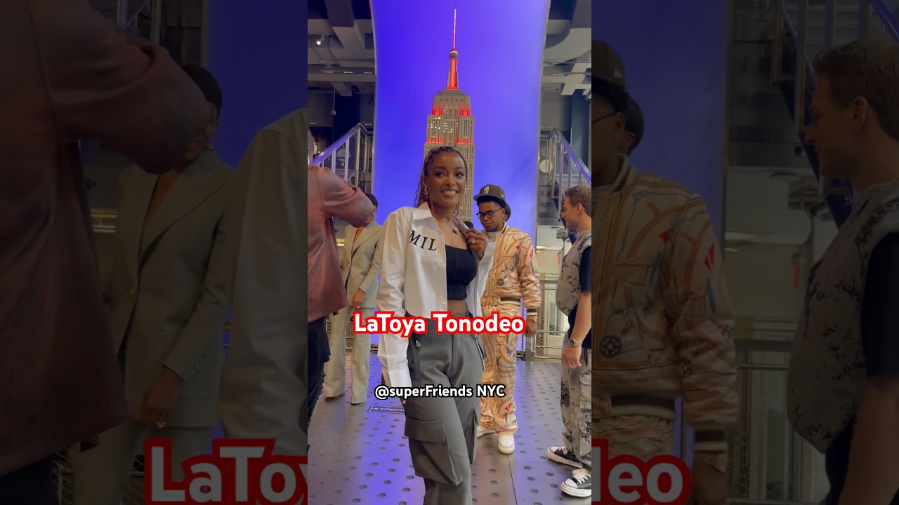 LaToya Tonodeo at Empire State Building’s Lighting Ceremony #shorts