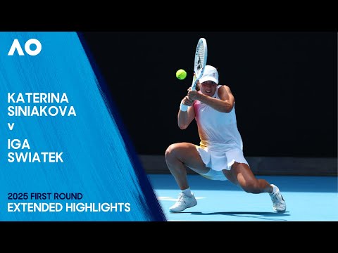 Katerina Siniakova v Iga Swiatek Extended Highlights | Australian Open 2025 First Round