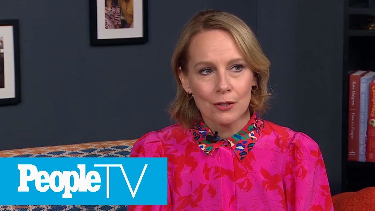 Amy Ryan Says The Cast Of ‘The Wire’ Is Like A Family | PeopleTV | Entertainment Weekly