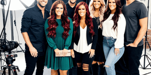 chelsea houska